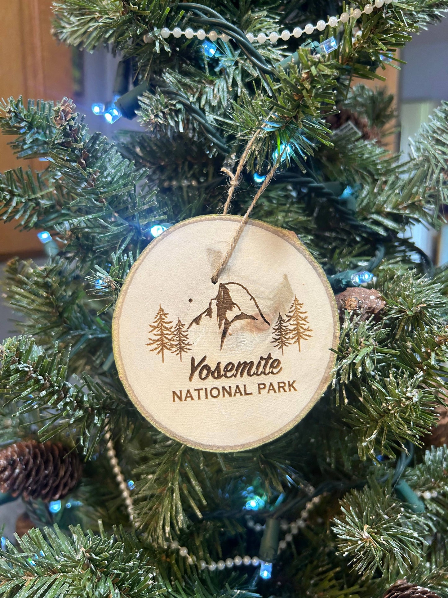 Yosemite National Park Ornament, Sierra Nevadas California