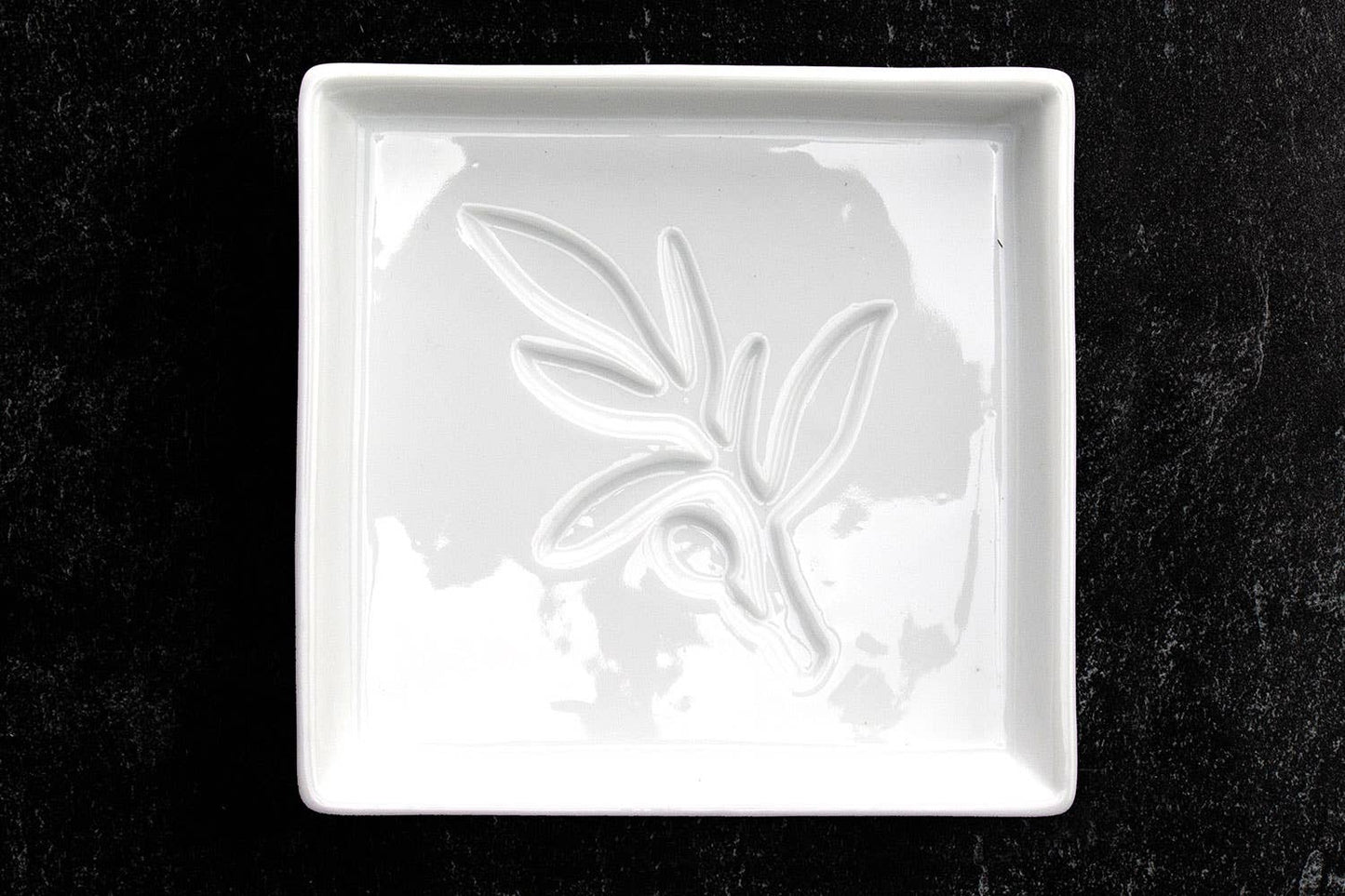 Small Graphic Plate: White