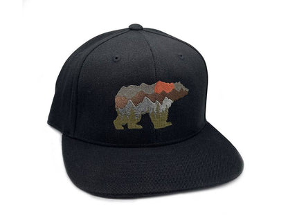 Bear and Mountain Hat: Snapback Flat / Black