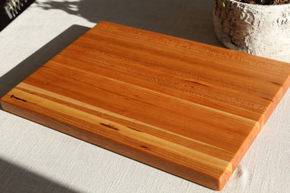 Handmade Hardwood Cutting Board – Large 18" × 12" Kitchen Pr: Walnut