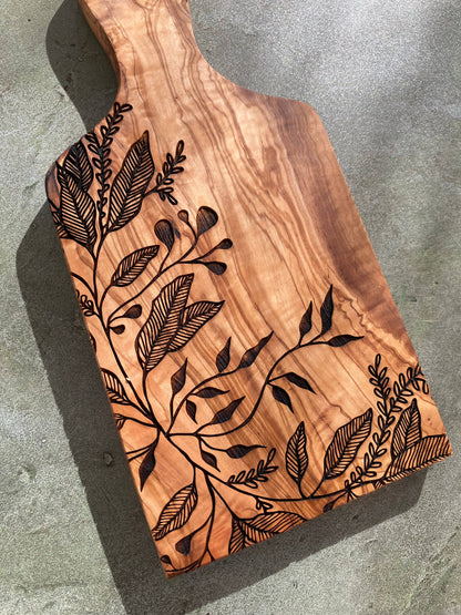 Engraved Olive Wood Cheese Board - Elegant Botanical Design
