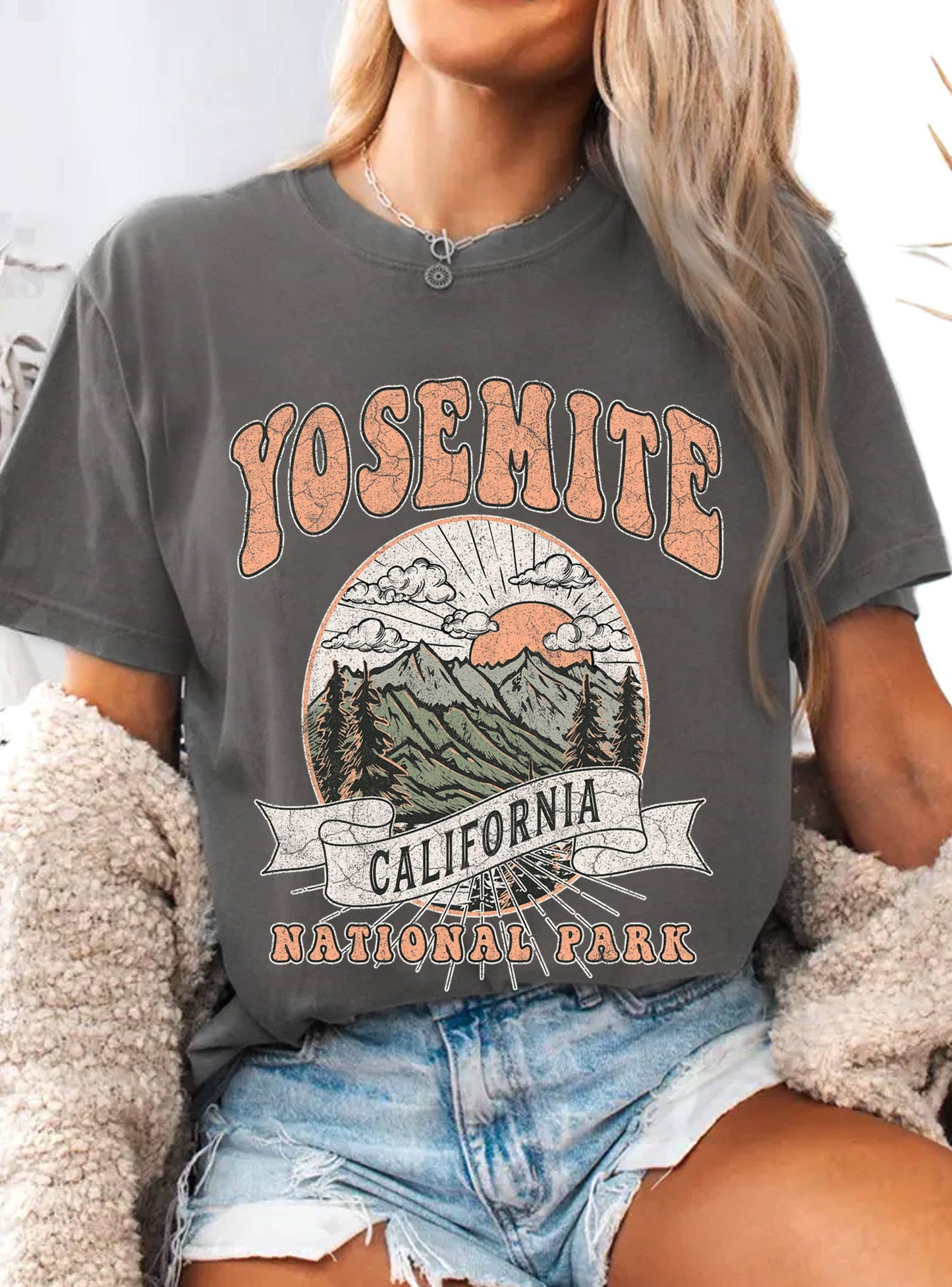 YOSEMITE NATIONAL PARK GRAPHIC TSHIRTS: White
