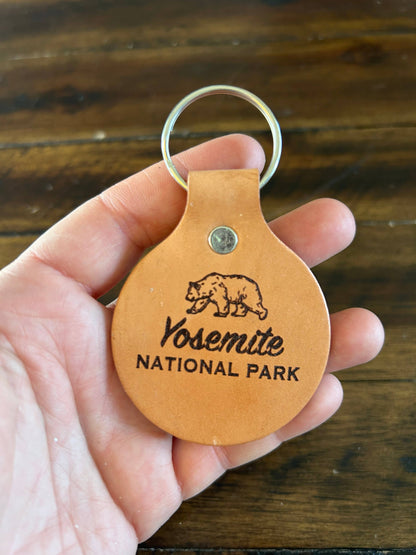 Yosemite National Park Leather Keychain, California Mountain: Brown