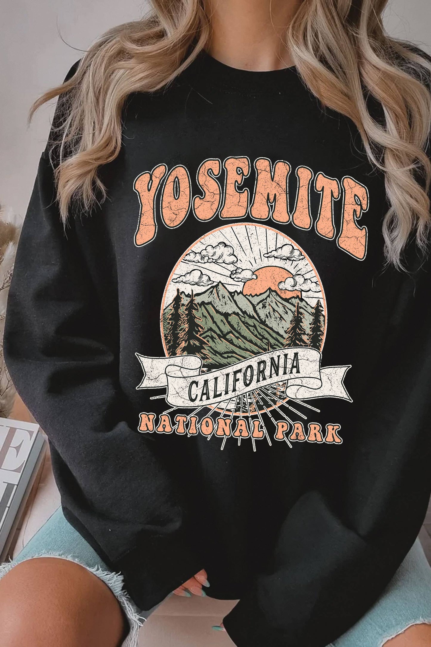 YOSEMITE NATIONAL PARK GRAPHIC BRUSHED SWEATSHIRTS: SAGE GREEN