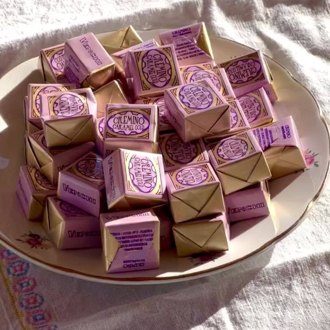 Caramel & Dark Chocolate Layered Squares - Italian Gourmet