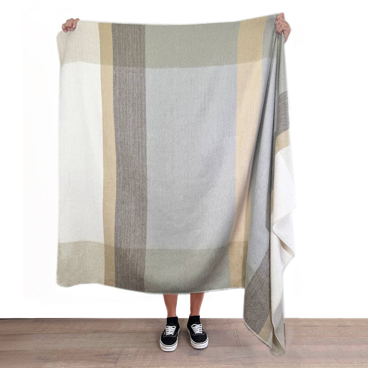 Alpaca Throw Blanket - Salt Flat: Throw     (45x70)