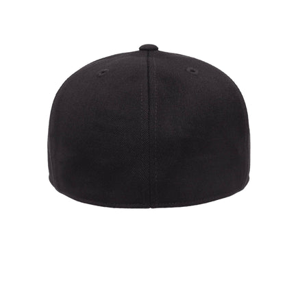 Bear and Mountain Hat: Snapback Flat / Black