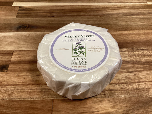 Velvet Sister Soft Ripened Goat & Sheep Milk