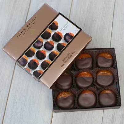 Dark Chocolate Dipped Apricot Gift Box