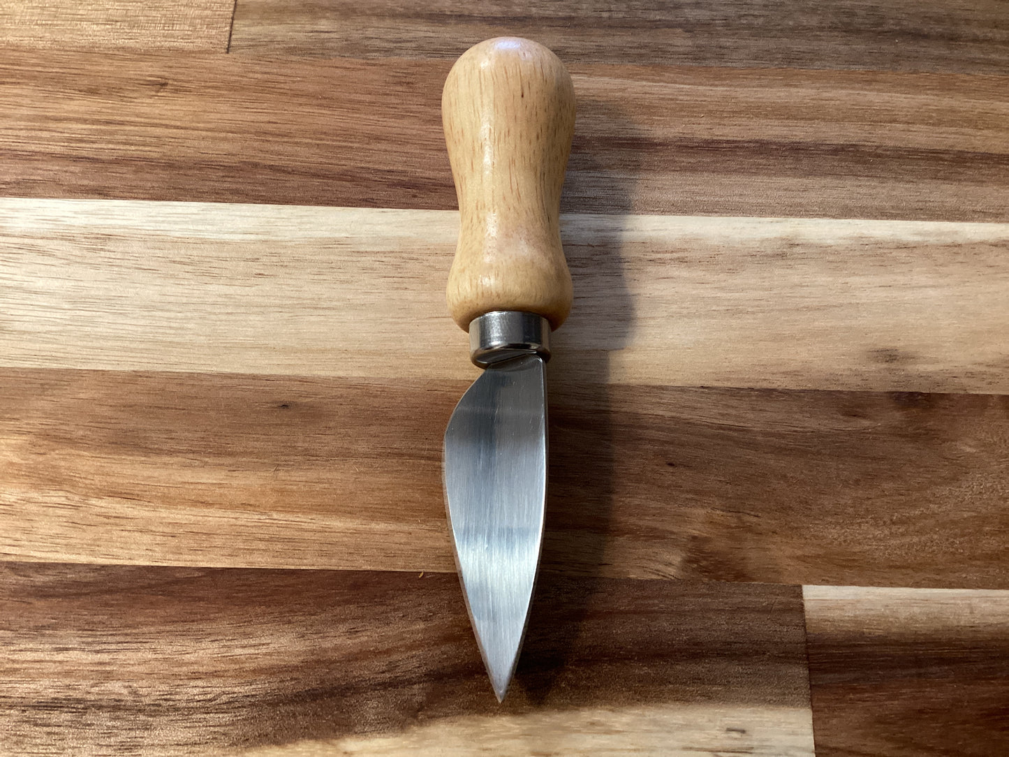 Hard cheese spade w/ wood handle