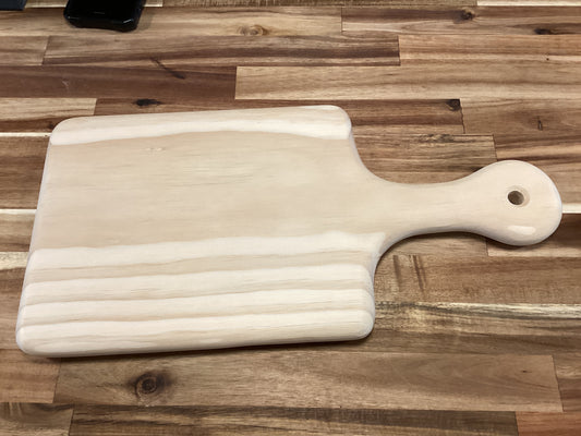 Rubber wood serving board with handle 16x8x3/4